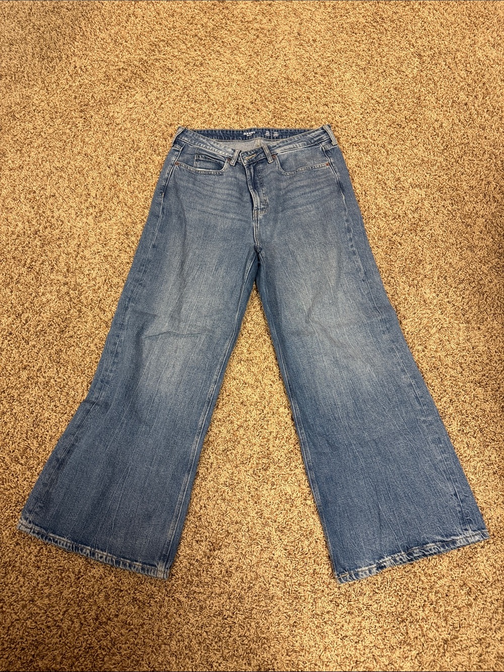 Old Navy Denim Wide-Leg Flare Jeans in Light Blue Wash